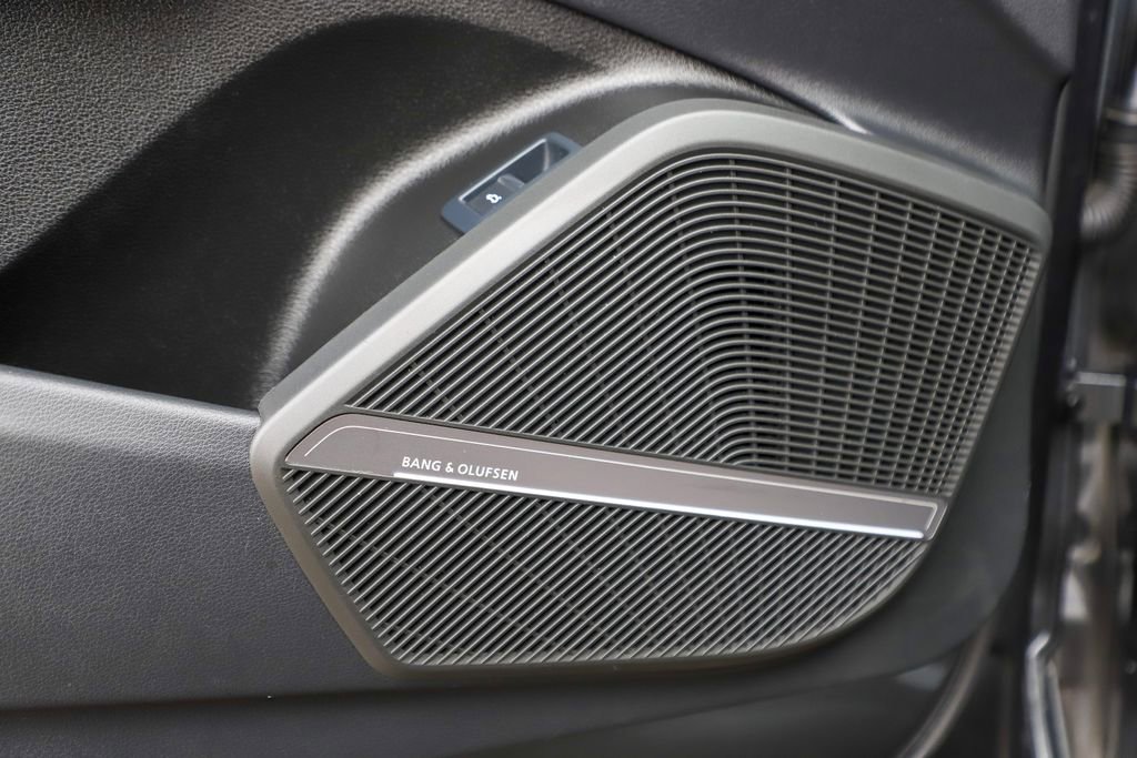 Used 2024 Audi SQ5 Premium Plus image 35