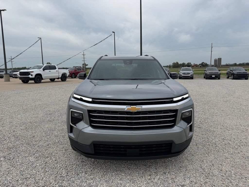 New 2026 Chevrolet Traverse LT w/ Driver Confidence Package FWD image 8