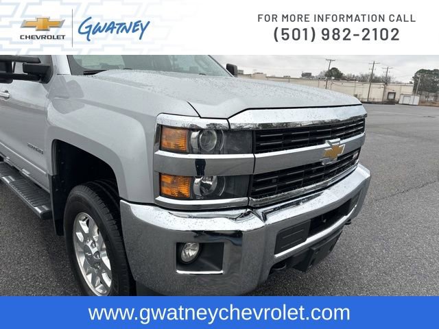 Used 2015 Chevrolet Silverado 2500 LT w/ LT Convenience Package image 10