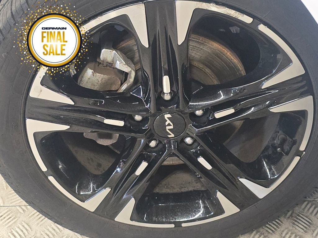 Used 2023 Kia K5 GT-Line w/ GT-Line Premium Package image 12