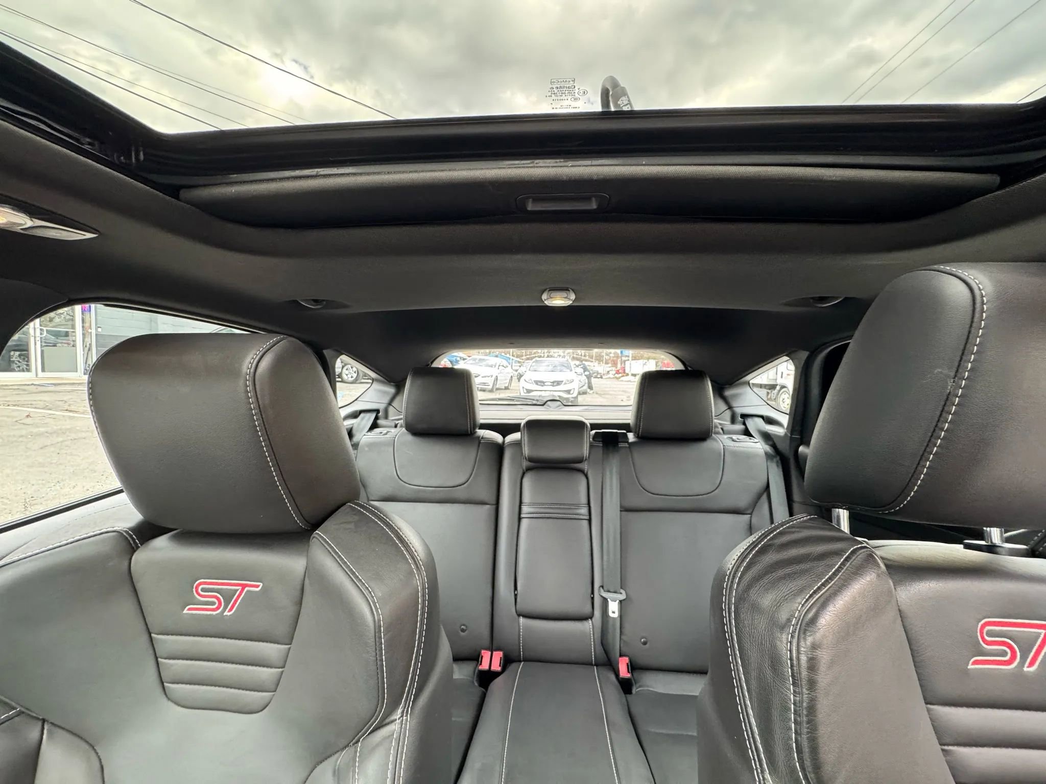 Used 2014 Ford Focus ST w/ Equipment Group 202A FWD image 24