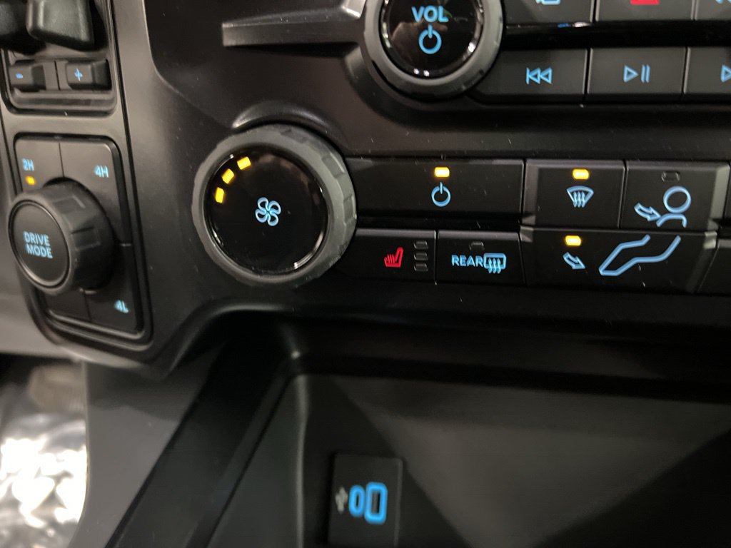 New 2026 Ford F250 XLT w/ XLT Premium Package AWD/4WD image 16