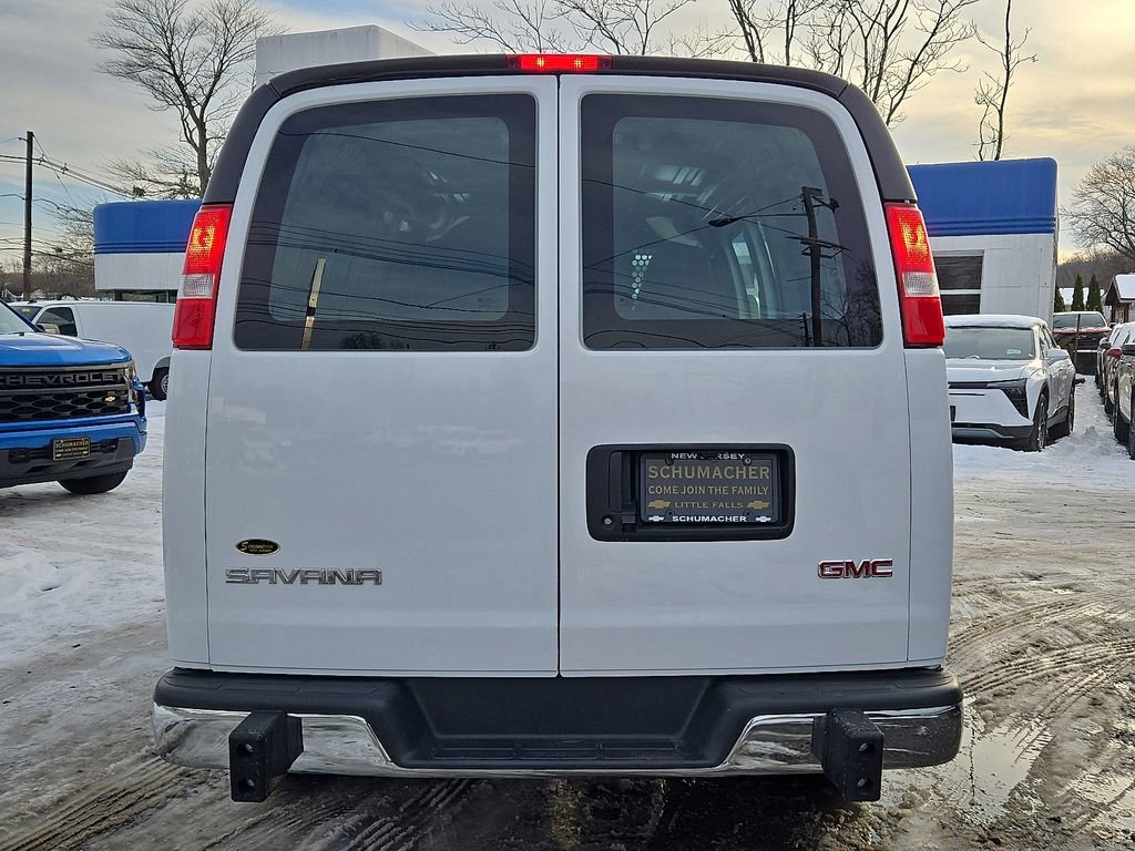 Used 2024 GMC Savana 2500 w/ Driver Convenience Package image 7