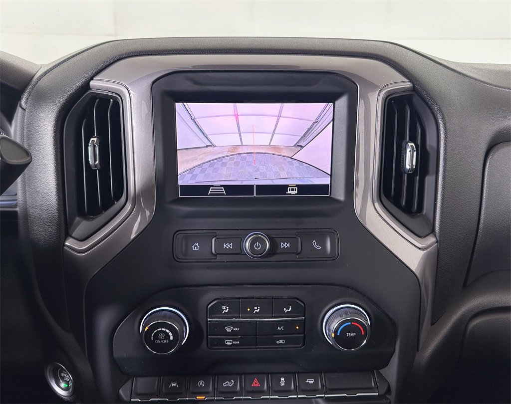 Used 2023 Chevrolet Silverado 1500 Custom image 12