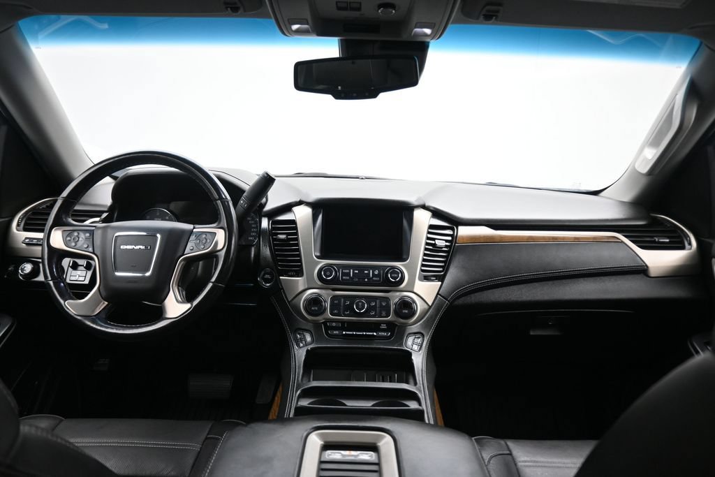 Used 2019 GMC Yukon XL Denali w/ Denali Ultimate Package AWD/4WD image 50