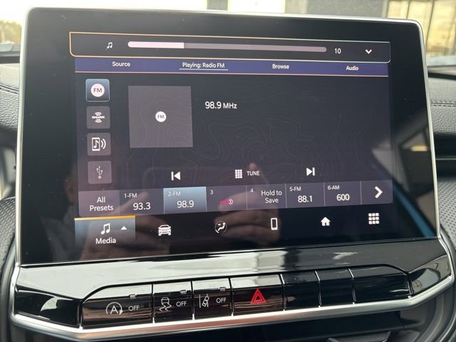 New 2026 Jeep Compass Latitude AWD/4WD image 11