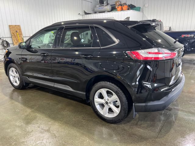 Used 2024 Ford Edge SE AWD/4WD image 3