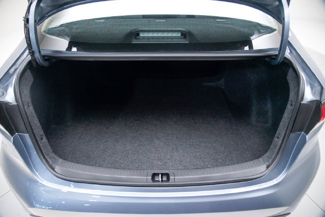 Used 2026 Toyota Corolla LE FWD image 13