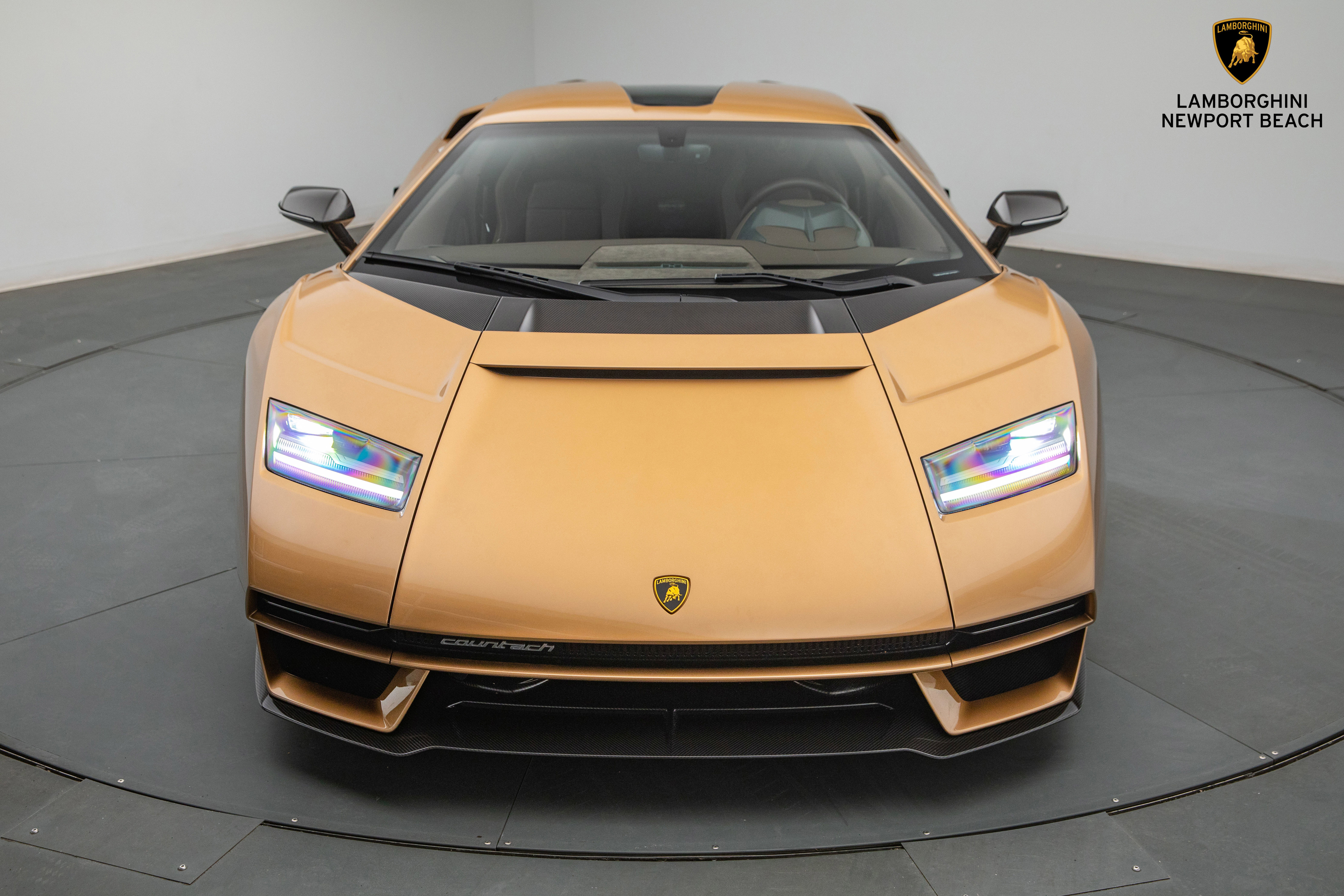 Used 2022 Lamborghini Aventador Countach image 9