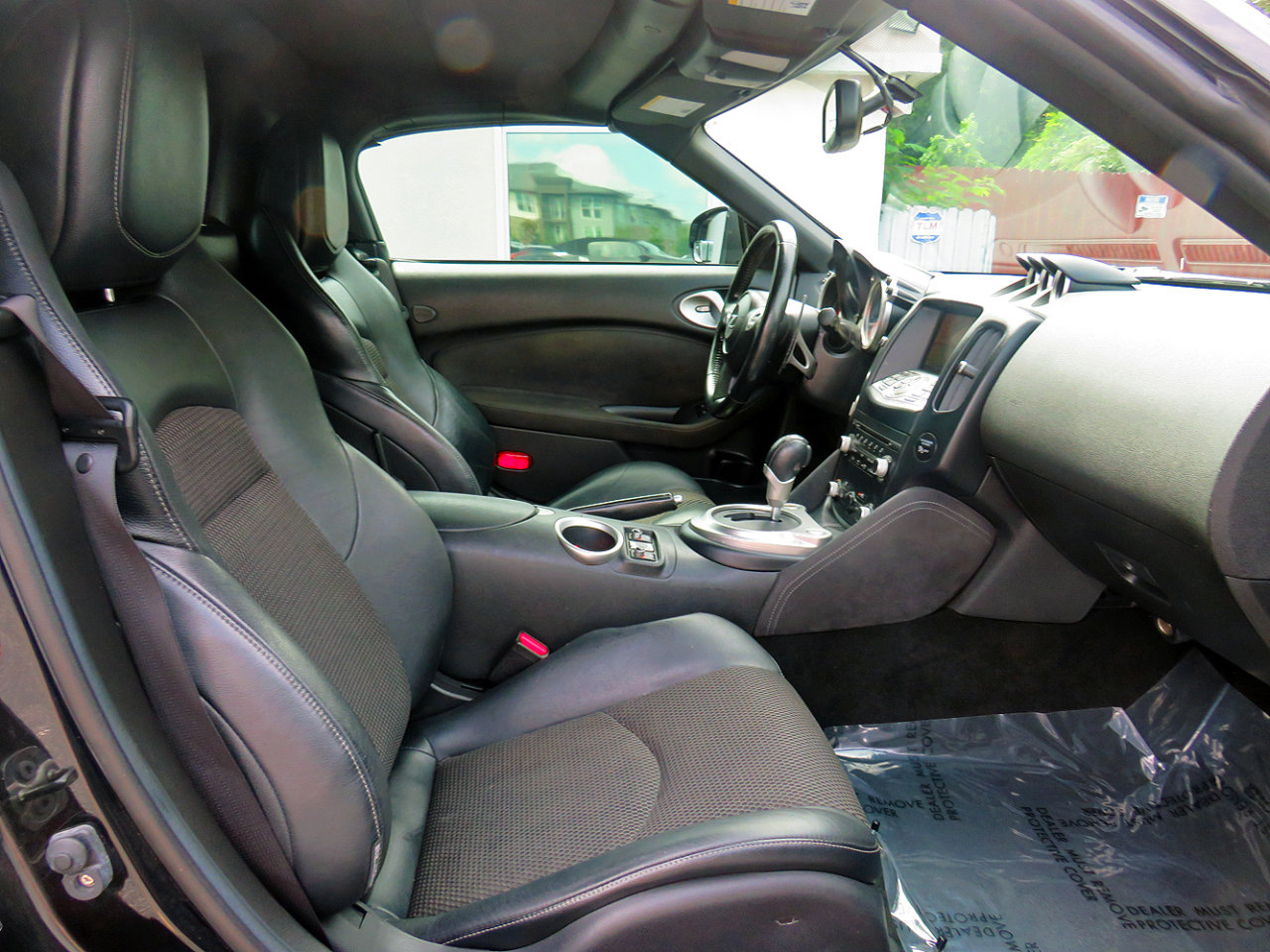 Used 2014 Nissan 370Z Touring w/ Navigation Package image 29