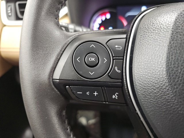 Certified 2025 Toyota RAV4 XLE Premium FWD image 20