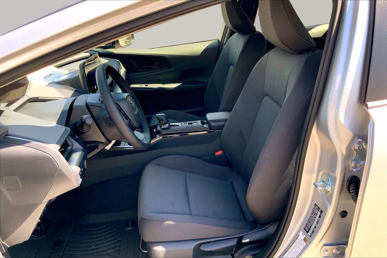 New 2026 Toyota Prius LE FWD image 9