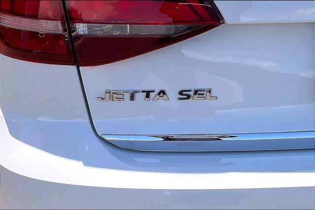 Used 2017 Volkswagen Jetta SEL FWD image 29