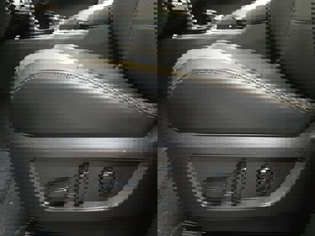 Used 2023 INFINITI QX55 Luxe w/ Cargo Package image 31