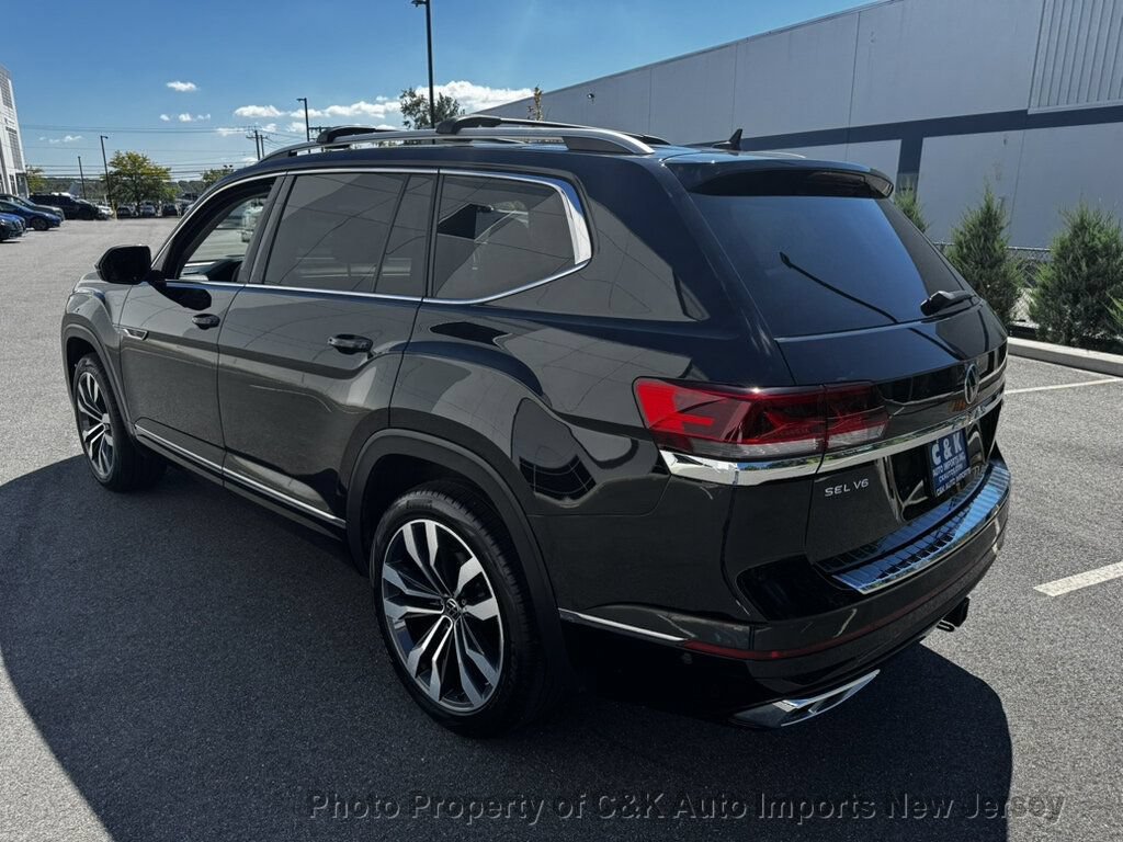 Used 2022 Volkswagen Atlas SEL Premium AWD/4WD image 3