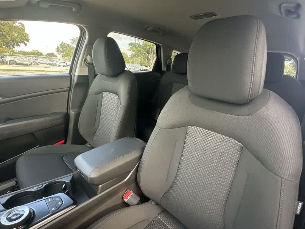 Used 2026 Kia Sportage S AWD/4WD image 14