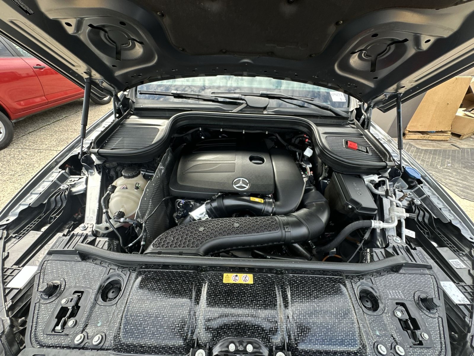 Used 2022 Mercedes-Benz GLE 350 4MATIC w/ Premium Package image 36