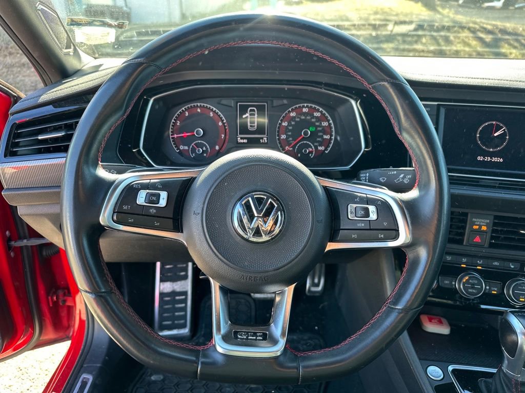 Used 2019 Volkswagen Jetta GLI image 13