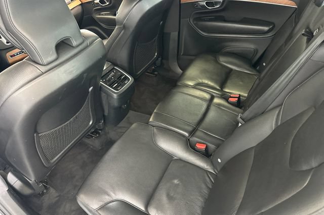 Used 2023 Volvo XC90 B5 Plus AWD/4WD image 15