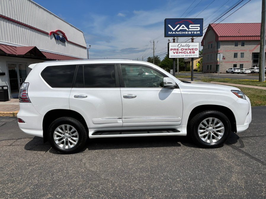 Used 2016 Lexus GX 460 w/ Premium Package AWD/4WD image 4