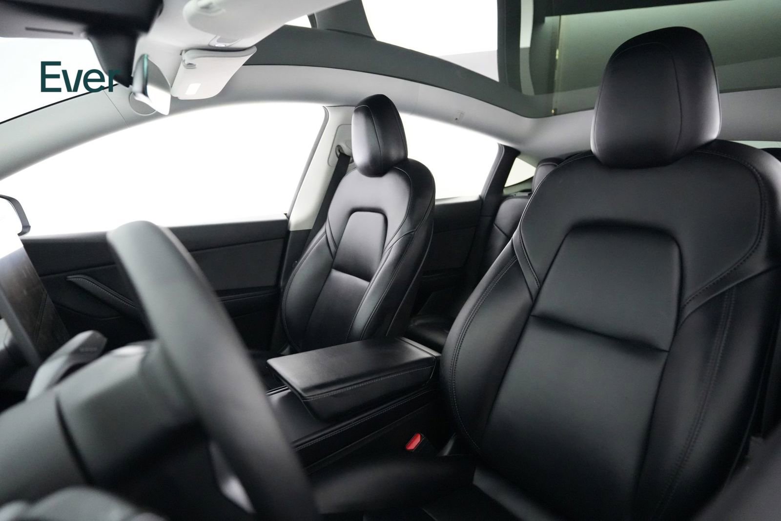 Used 2022 Tesla Model Y Performance image 4