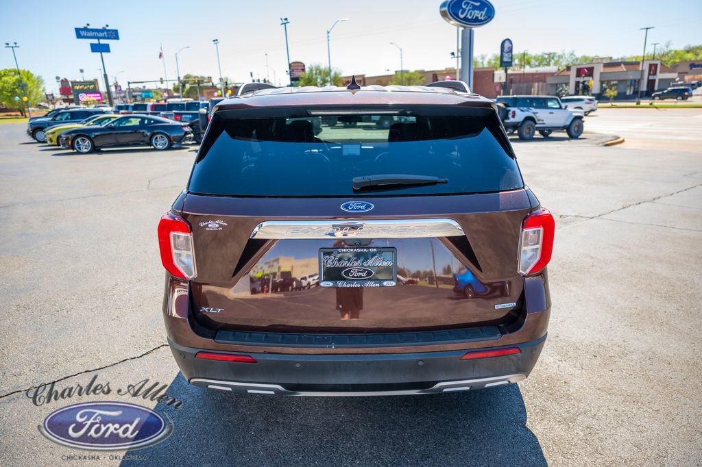 Used 2020 Ford Explorer XLT w/ Equipment Group 202A RWD image 6