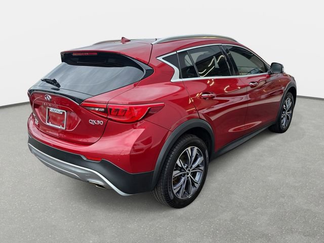 Used 2018 INFINITI QX30 Premium w/ Navigation Package image 5
