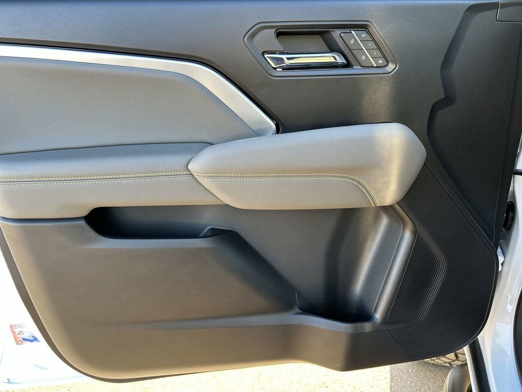 Used 2026 Chevrolet Colorado ZR2 image 23