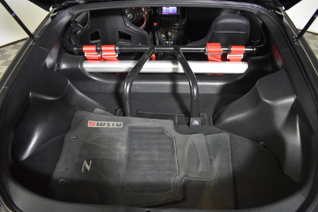Used 2019 Nissan 370Z NISMO RWD image 32