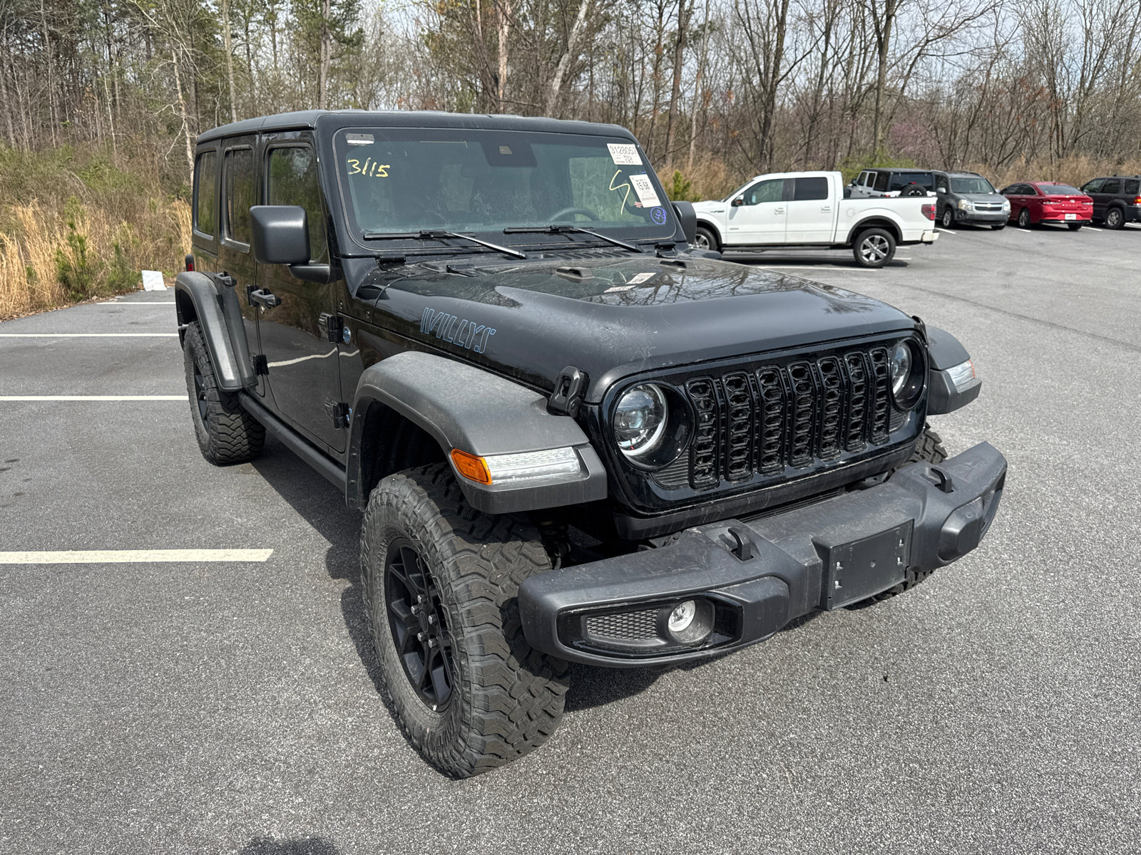 Used 2025 Jeep Wrangler Willys image 3