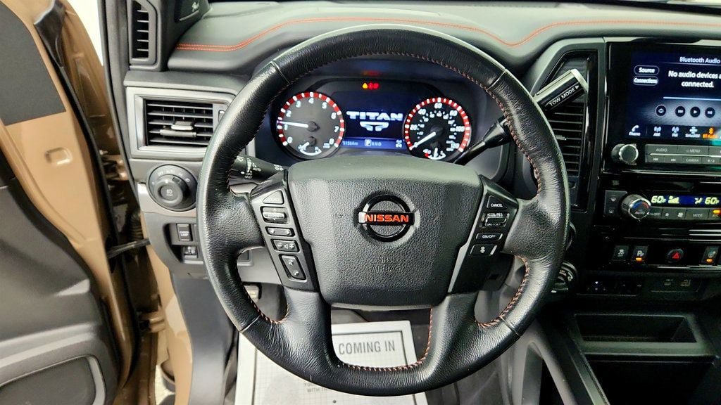 Used 2022 Nissan Titan PRO-4X AWD/4WD image 13