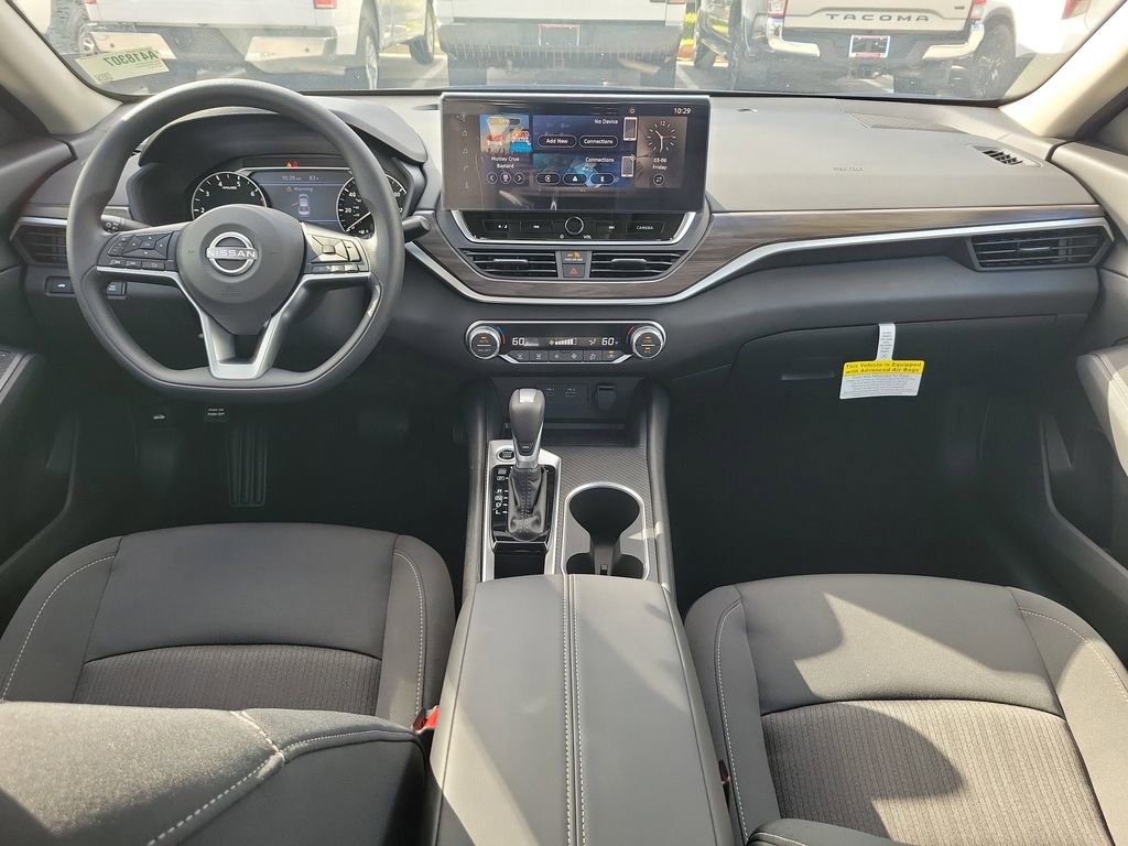 Used 2025 Nissan Altima 2.5 SV w/ SV Special Edition Package image 9