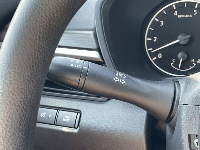 Used 2025 Nissan Altima 2.5 SV FWD image 21