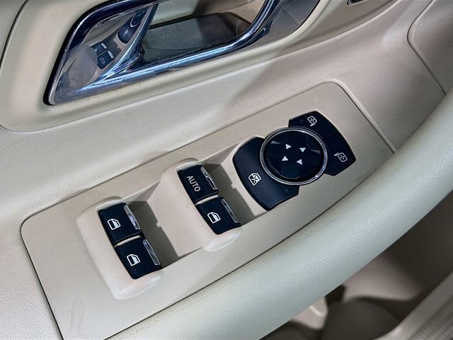 Used 2014 Ford Taurus SEL w/ Equipment Group 201A image 18