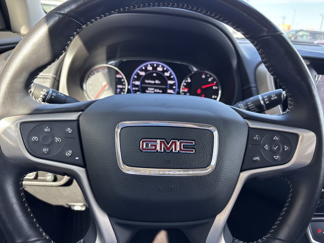 Used 2022 GMC Terrain Denali w/ Denali Premium Package AWD/4WD image 28