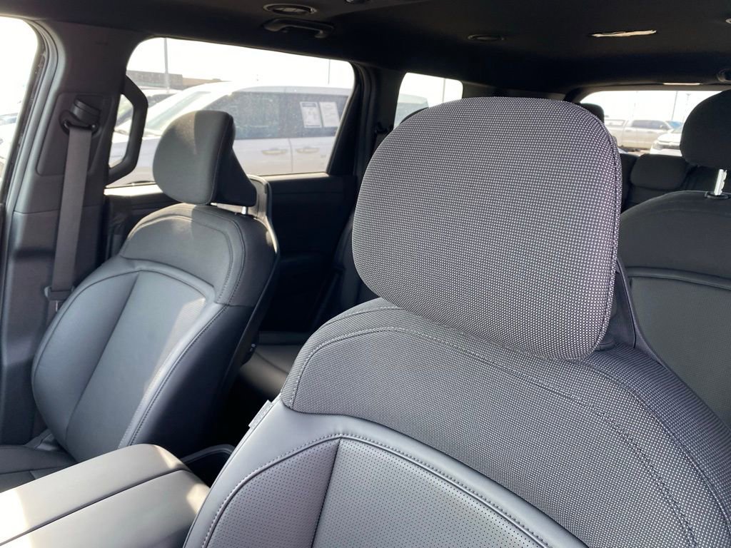 New 2027 Kia Telluride S image 23
