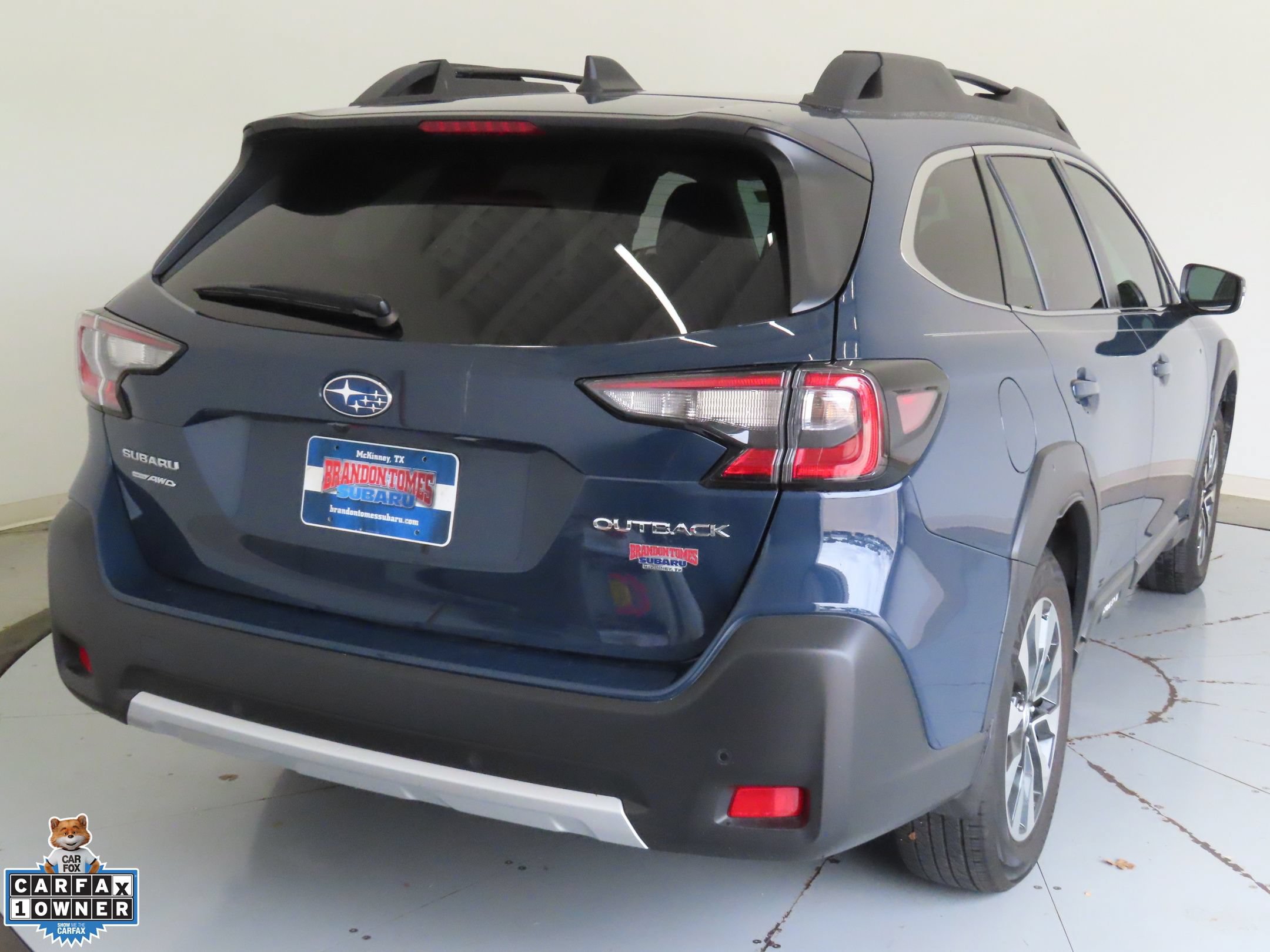 Used 2023 Subaru Outback Limited AWD/4WD image 3