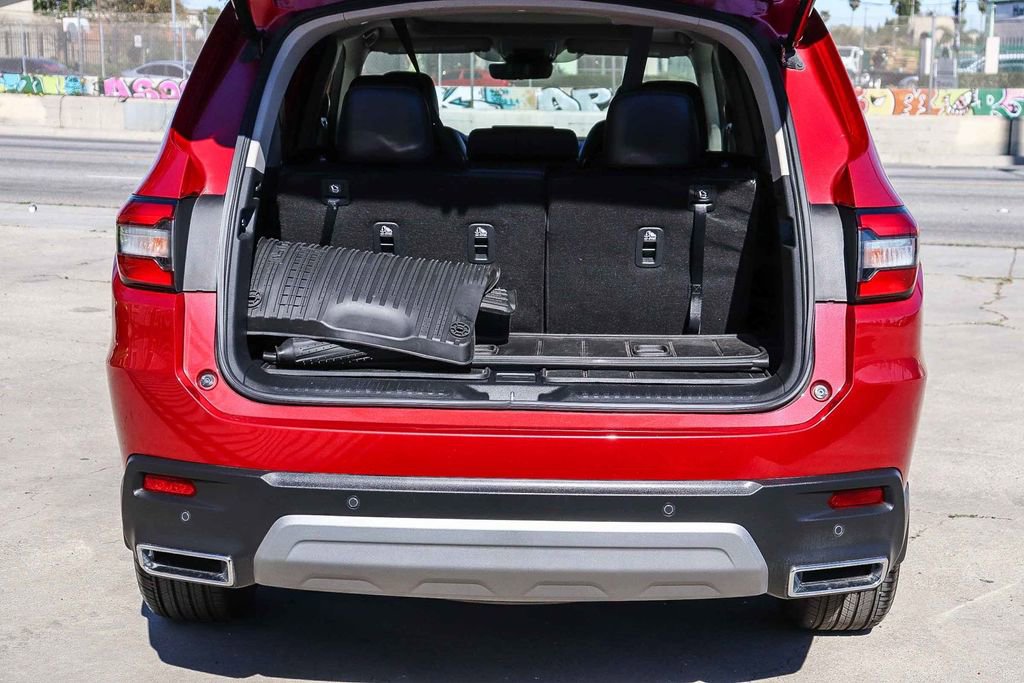 Used 2024 Honda Pilot Touring image 29