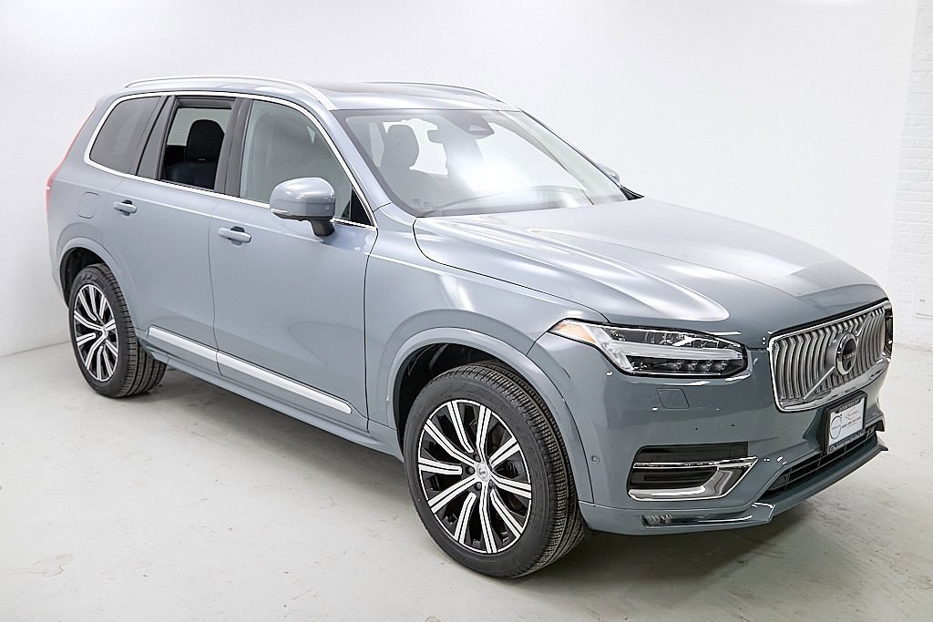 Certified 2023 Volvo XC90 B5 Plus image 5