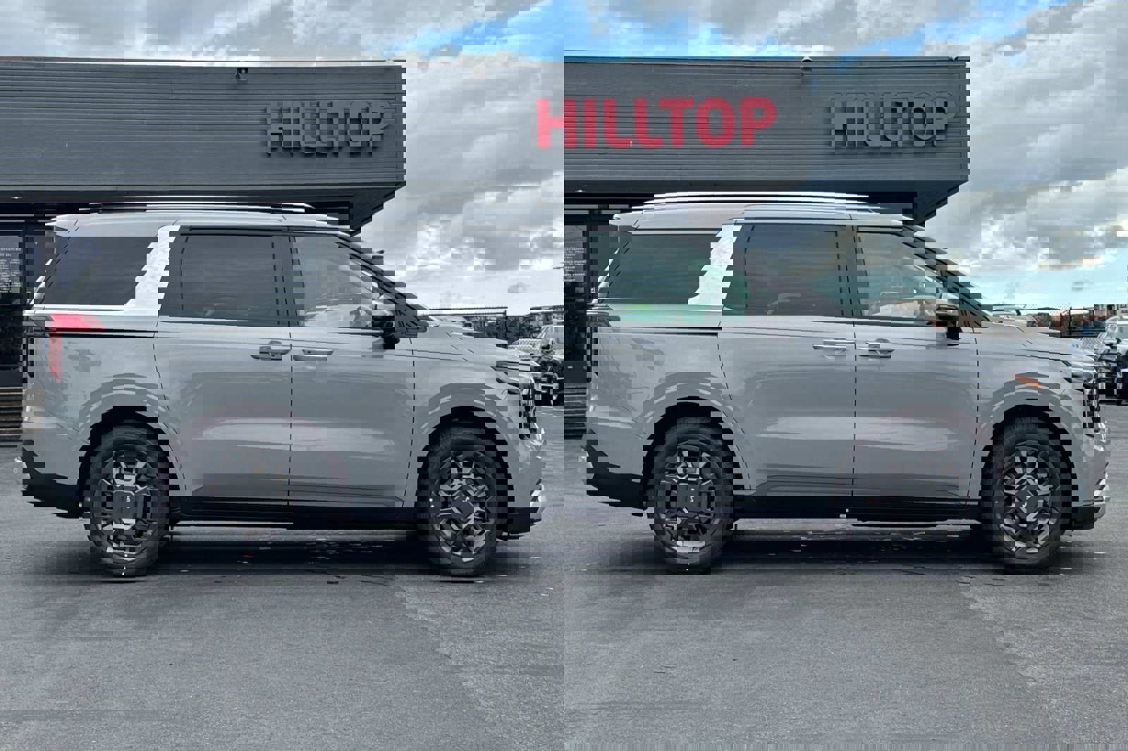 New 2026 Kia Carnival EX image 3