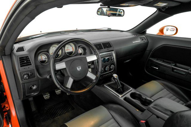 Used 2009 Dodge Challenger R/T RWD image 12
