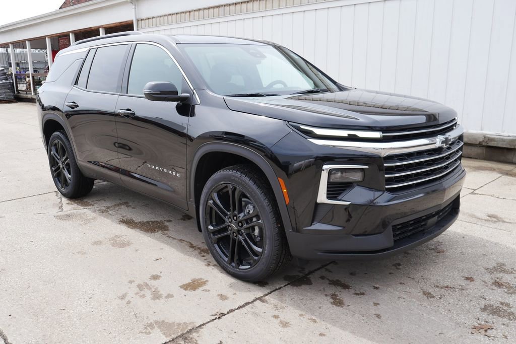 New 2026 Chevrolet Traverse LT w/ LPO, Floor Liner Package image 2