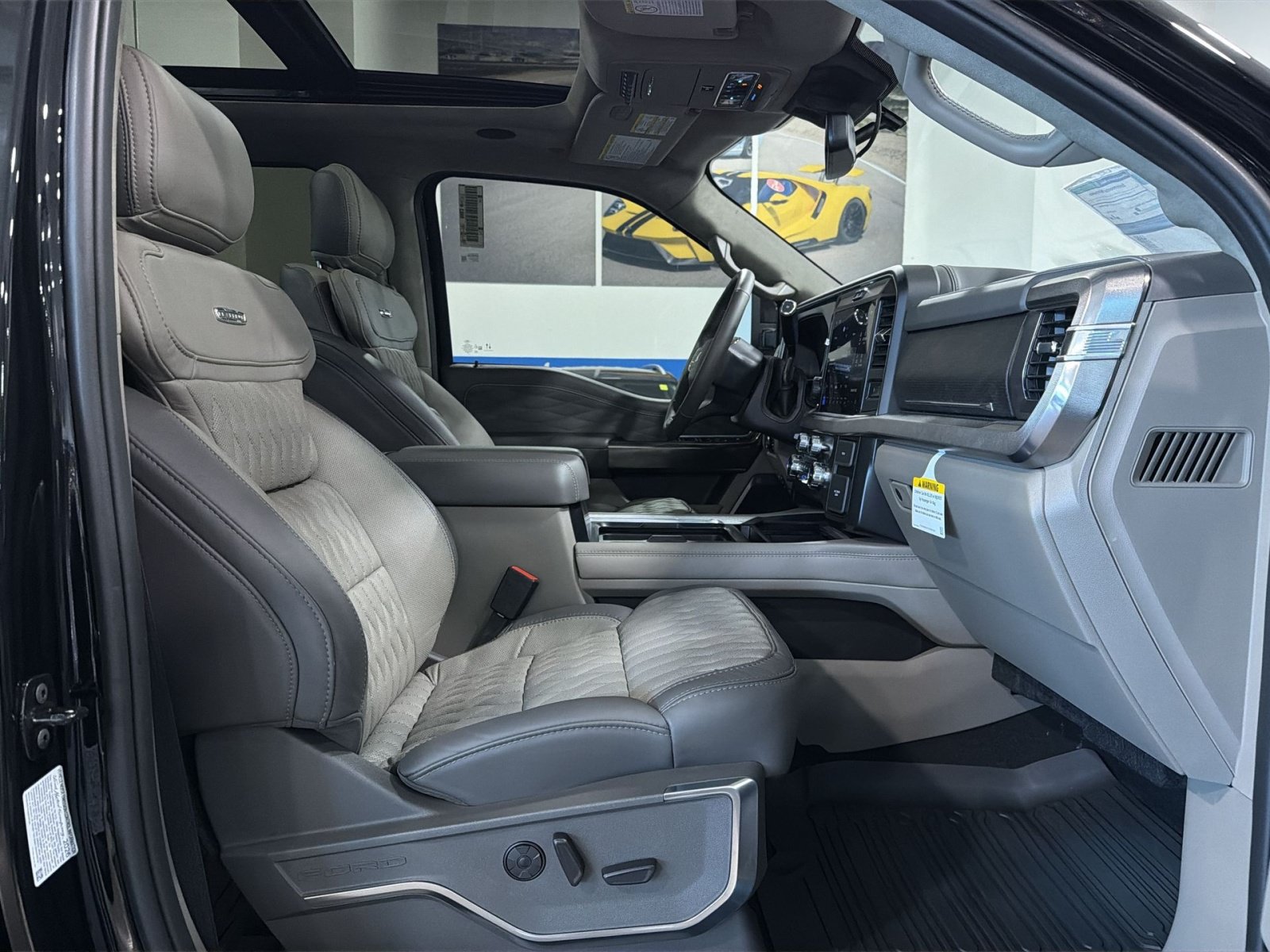 New 2026 Ford F450 Platinum w/ Platinum Plus Package AWD/4WD image 27