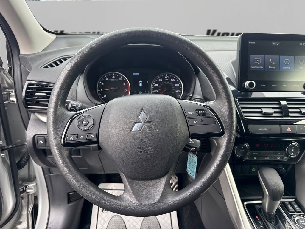 Used 2022 Mitsubishi Eclipse Cross LE image 22