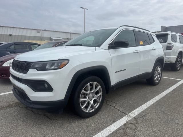 Used 2023 Jeep Compass Latitude w/ Sun and Sound Group