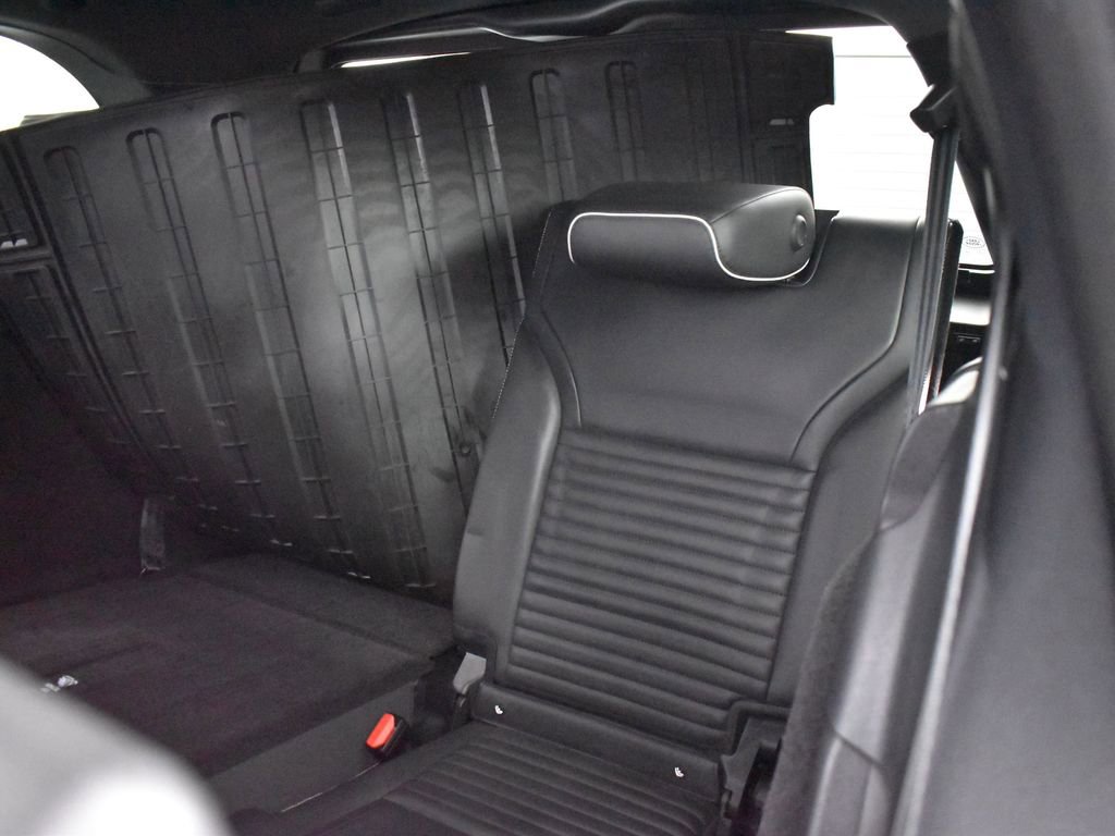 Used 2022 Land Rover Discovery HSE R-Dynamic image 28