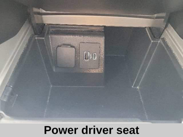 Used 2023 Ford Explorer Limited w/ Equipment Group 301A RWD image 8