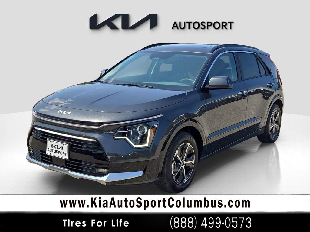 New 2025 Kia Niro SX