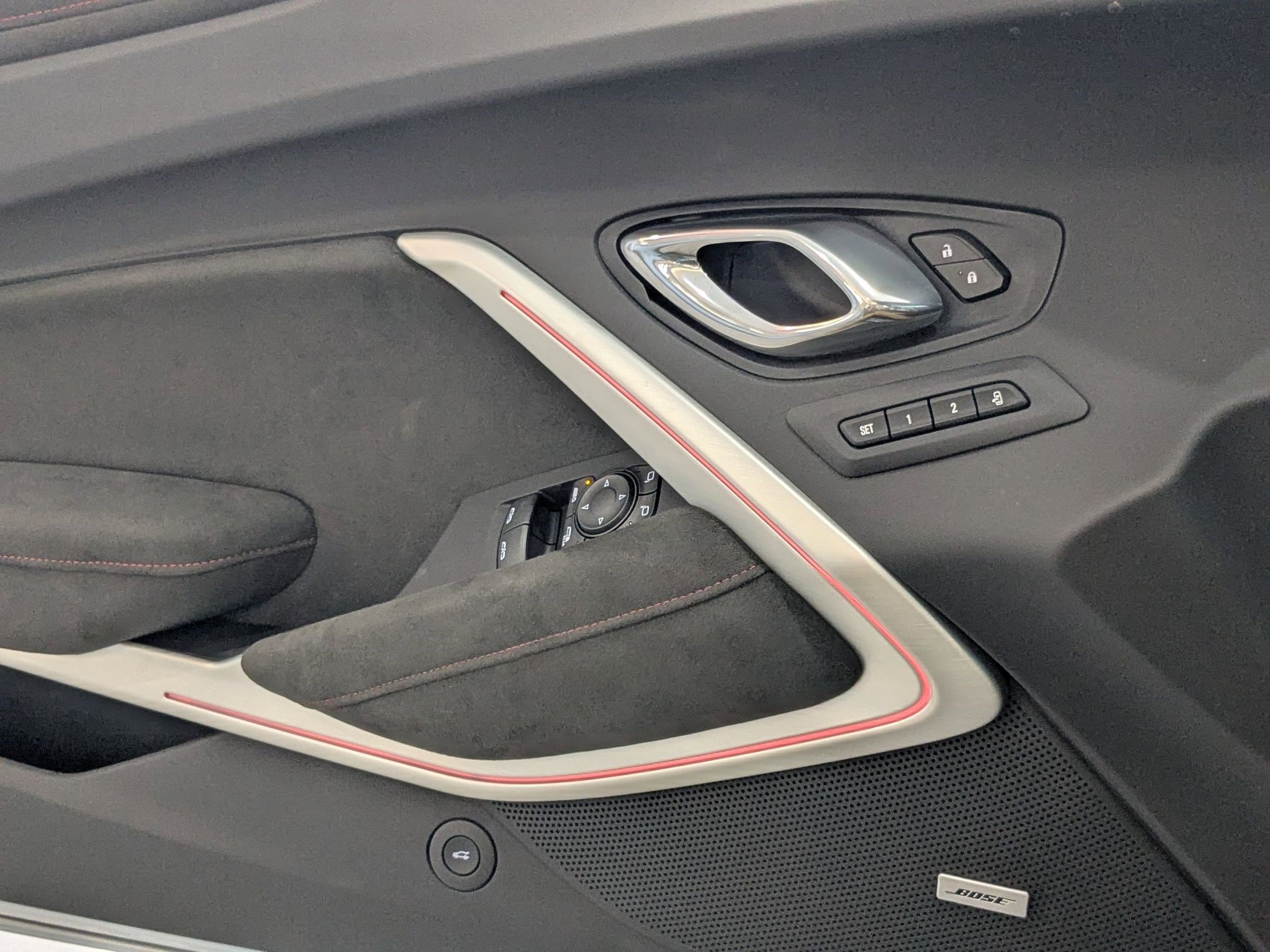 Used 2021 Chevrolet Camaro ZL1 image 12