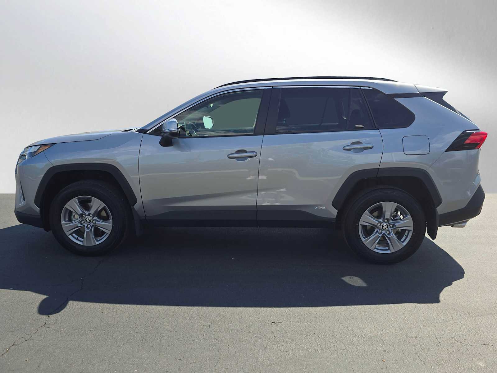 Certified 2025 Toyota RAV4 LE image 4